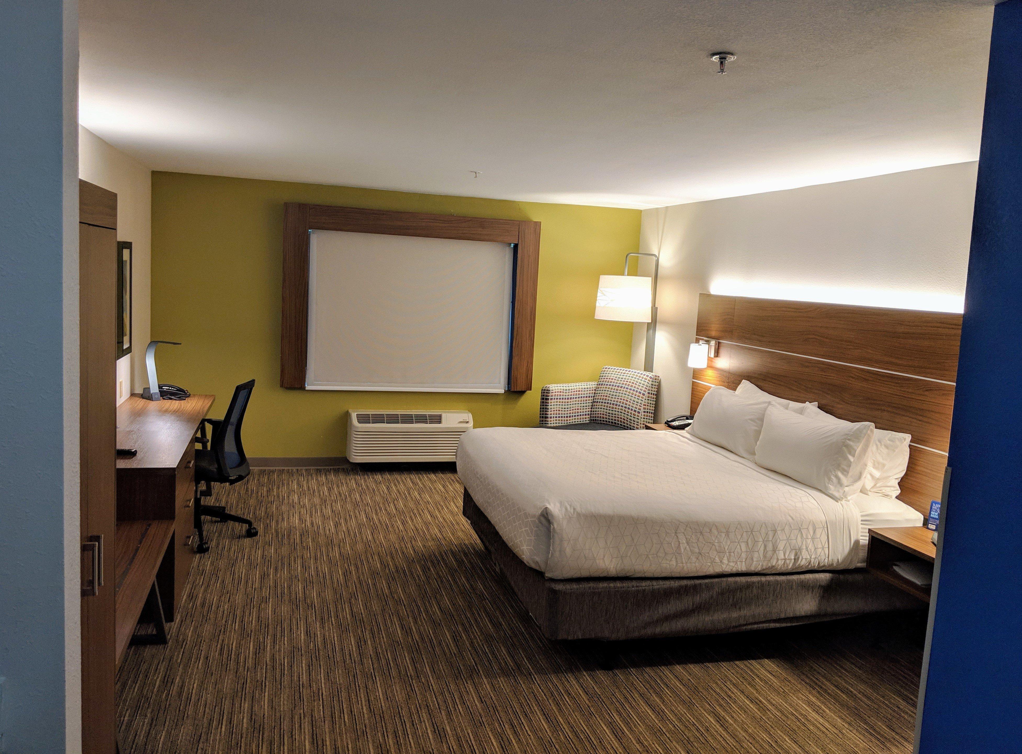 Holiday Inn Express Hotel & Suites Claypool Hill -Richlands Area By Ihg Pounding Mill Exterior photo