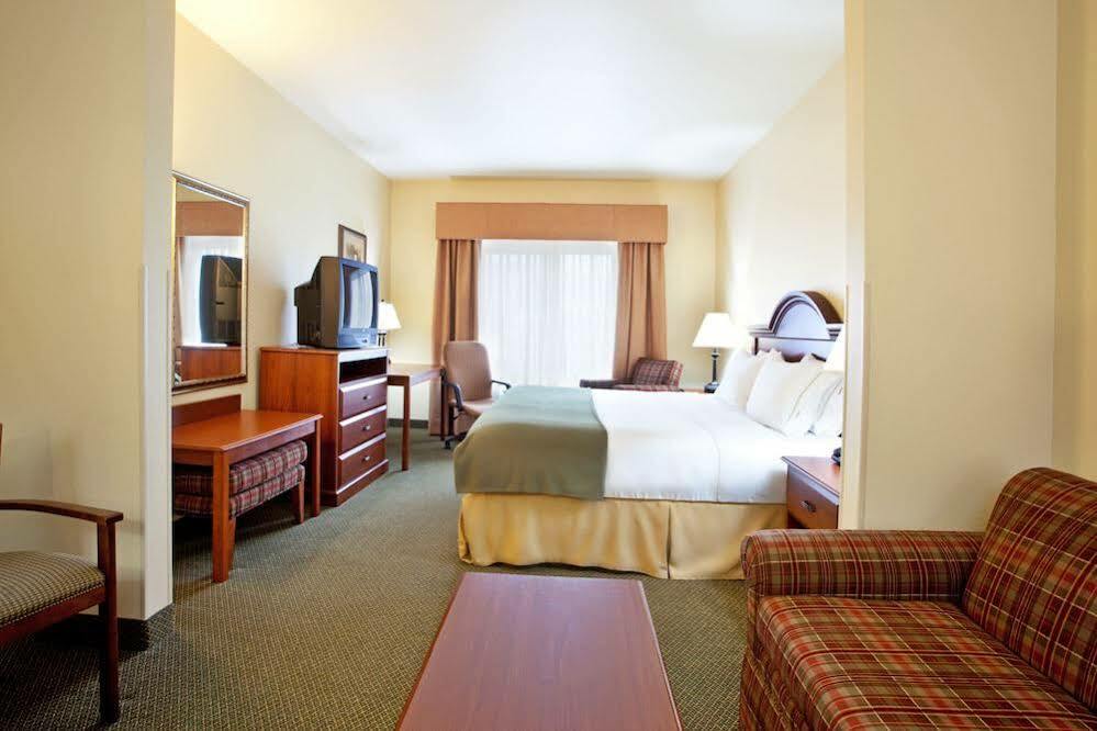 Holiday Inn Express Hotel & Suites Claypool Hill -Richlands Area By Ihg Pounding Mill Exterior photo